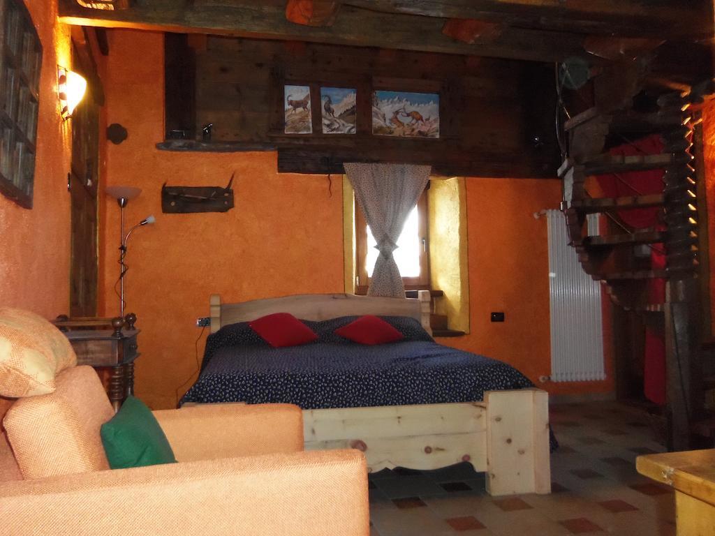 Affittacamere Saint Salod Charvensod Habitación foto