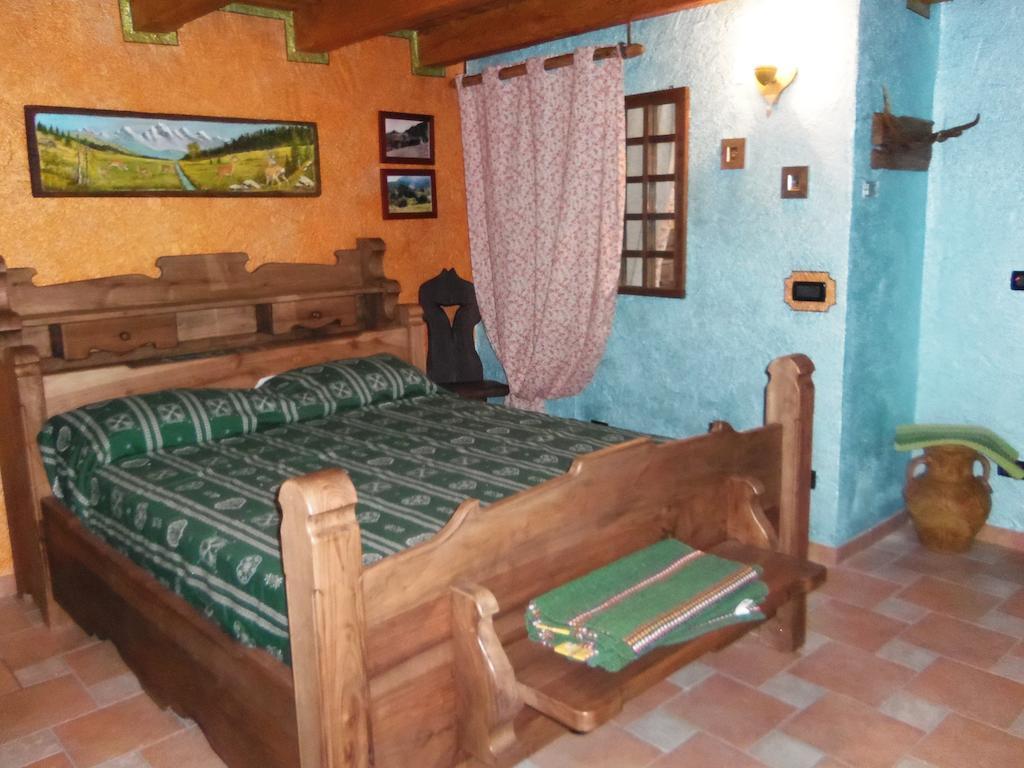 Affittacamere Saint Salod Charvensod Habitación foto